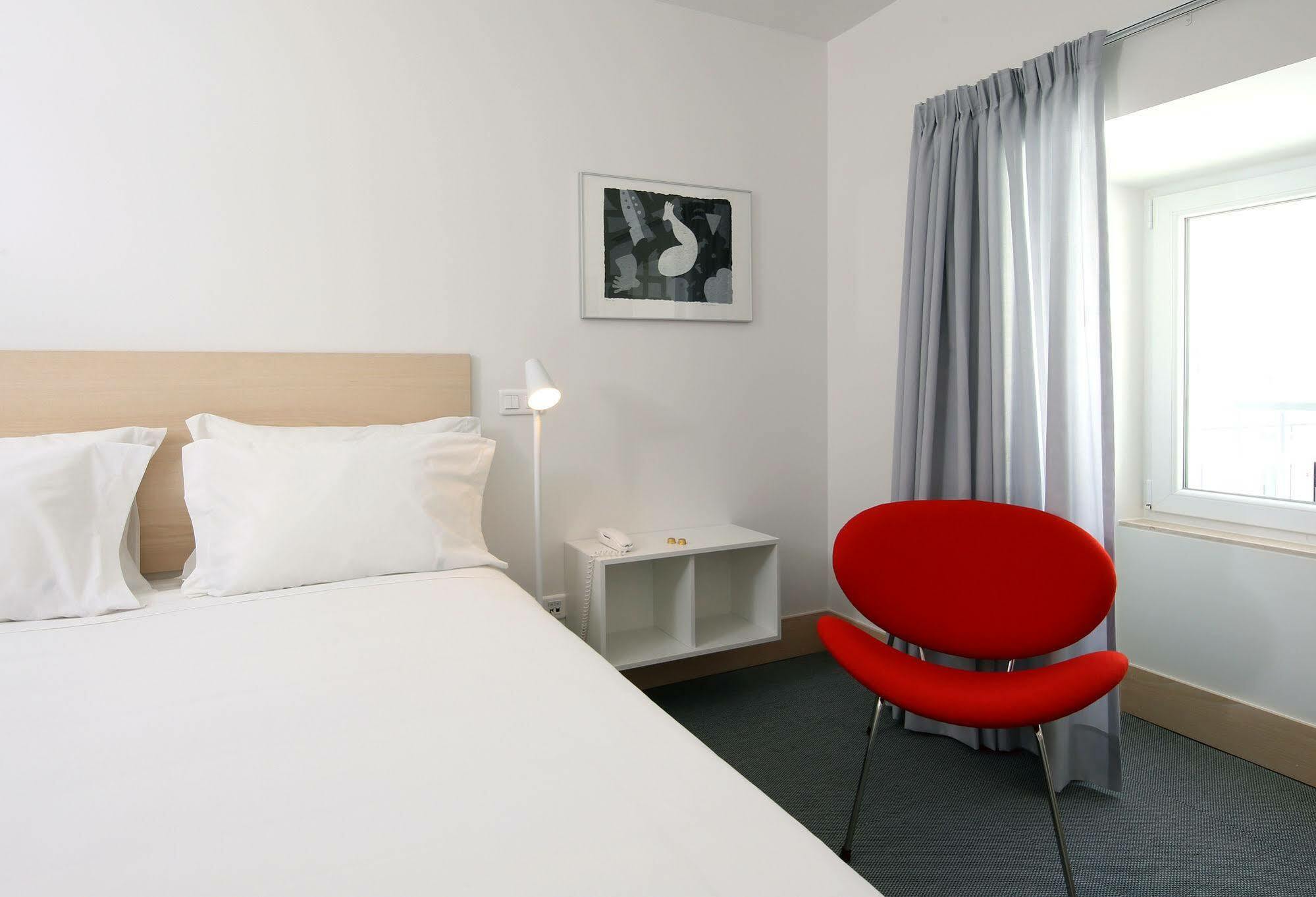 Hotel Convento Do Salvador Lisbon Exterior photo